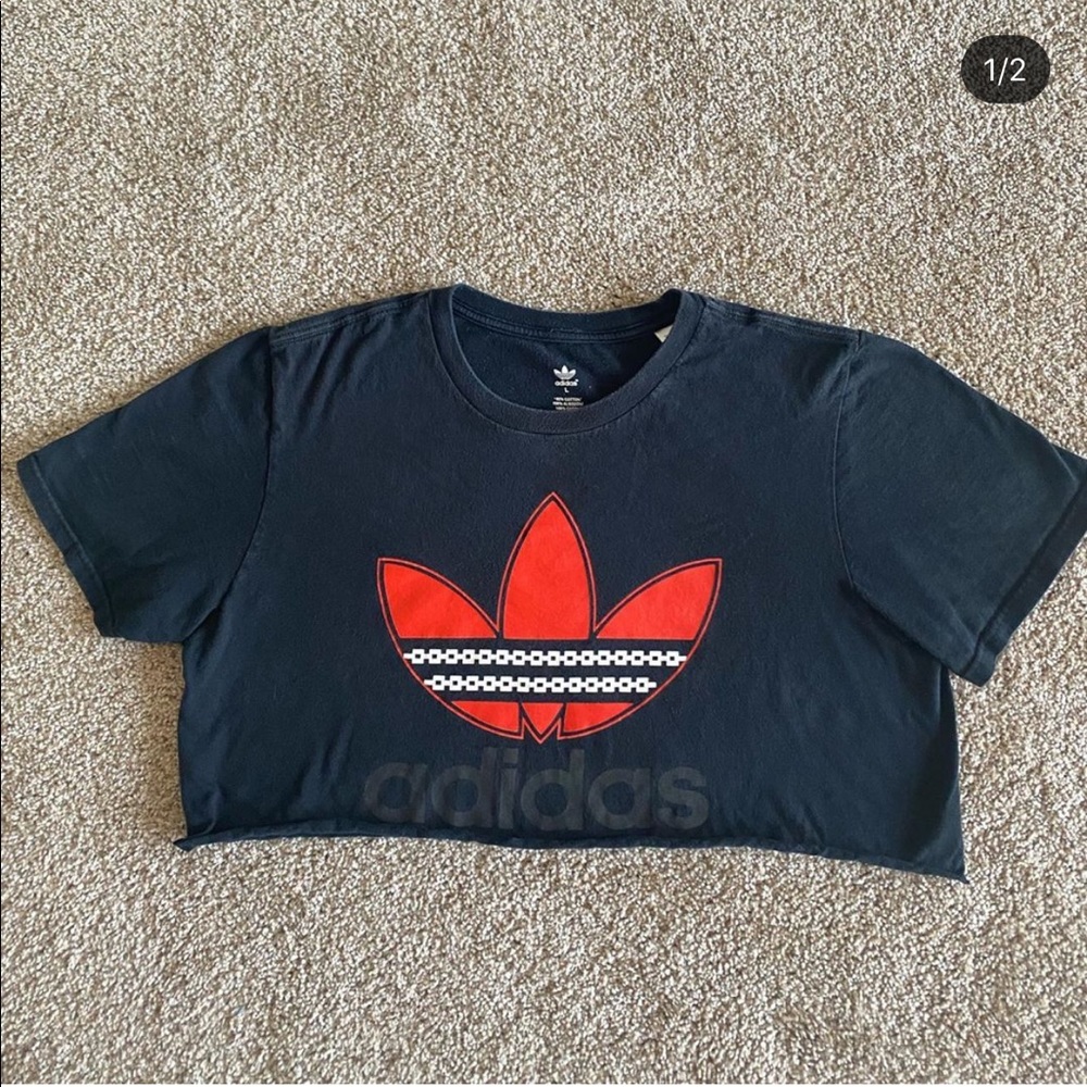 cropped adidas tee